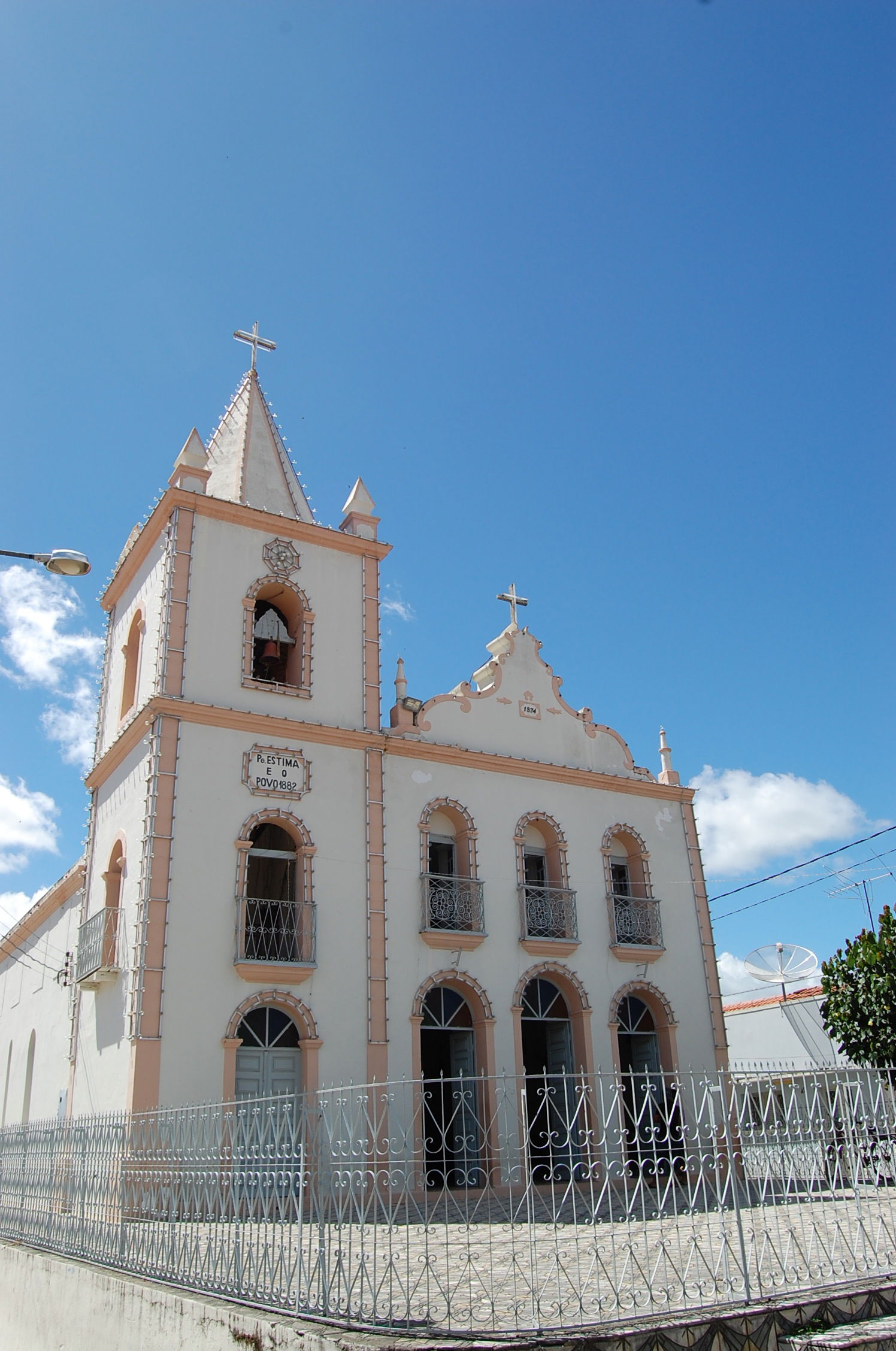 Igreja do Senhor Bom Jesus e e São Miguel, Santa Cruz do Capiba…