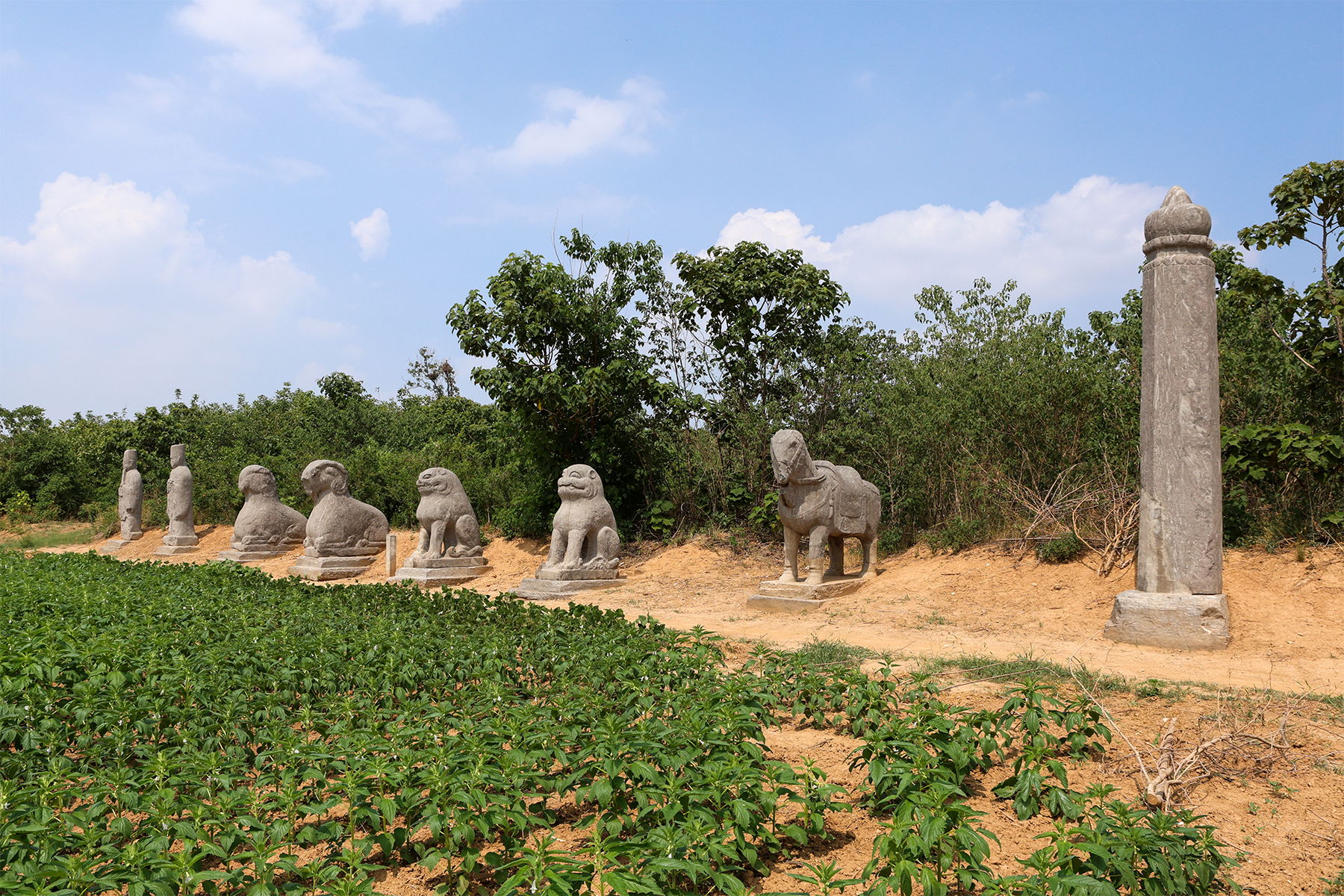 Mausoleum of Empress Zhangxian Mingsu