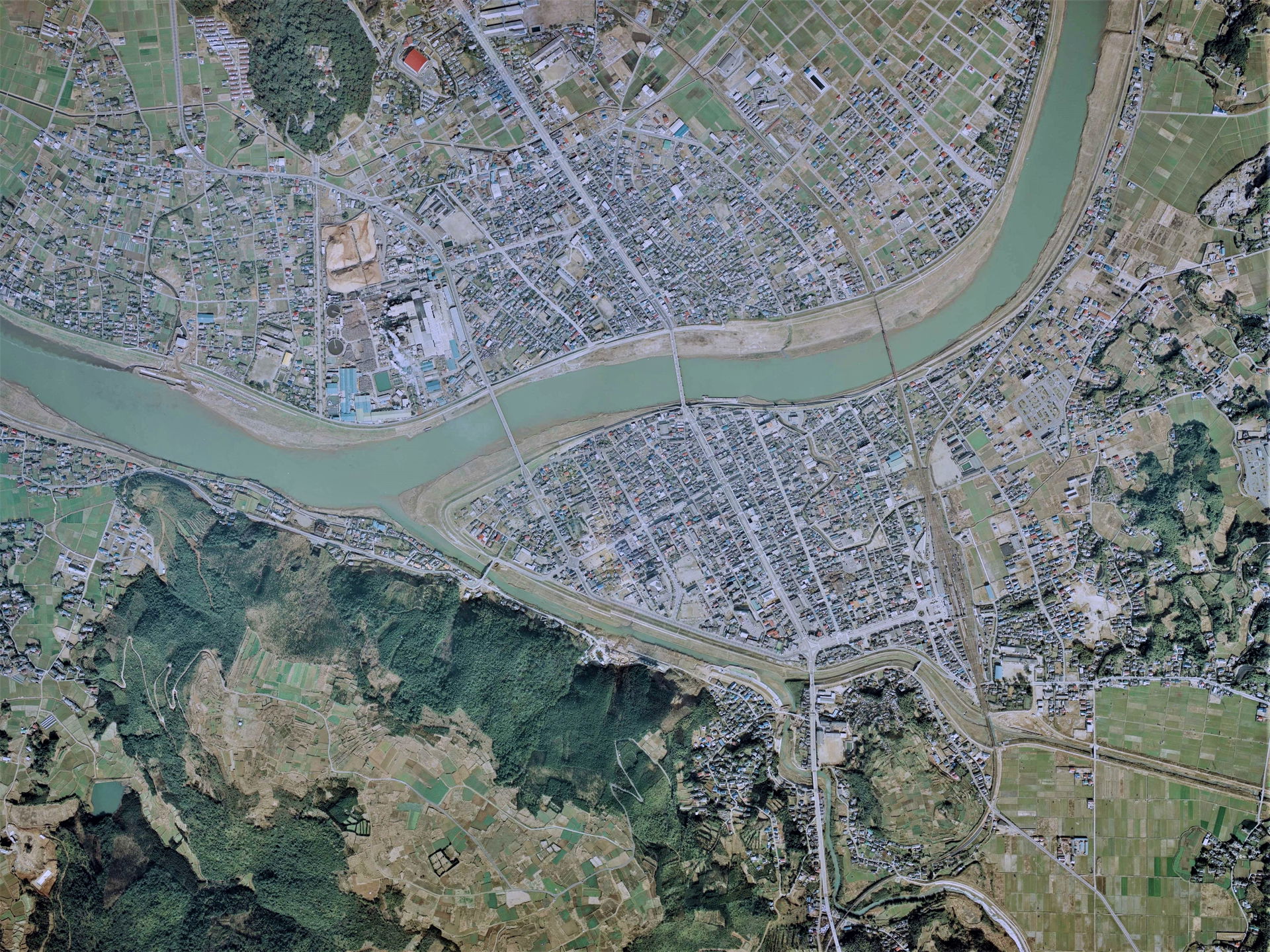Satsumasendai city center area Aerial photograph.1975