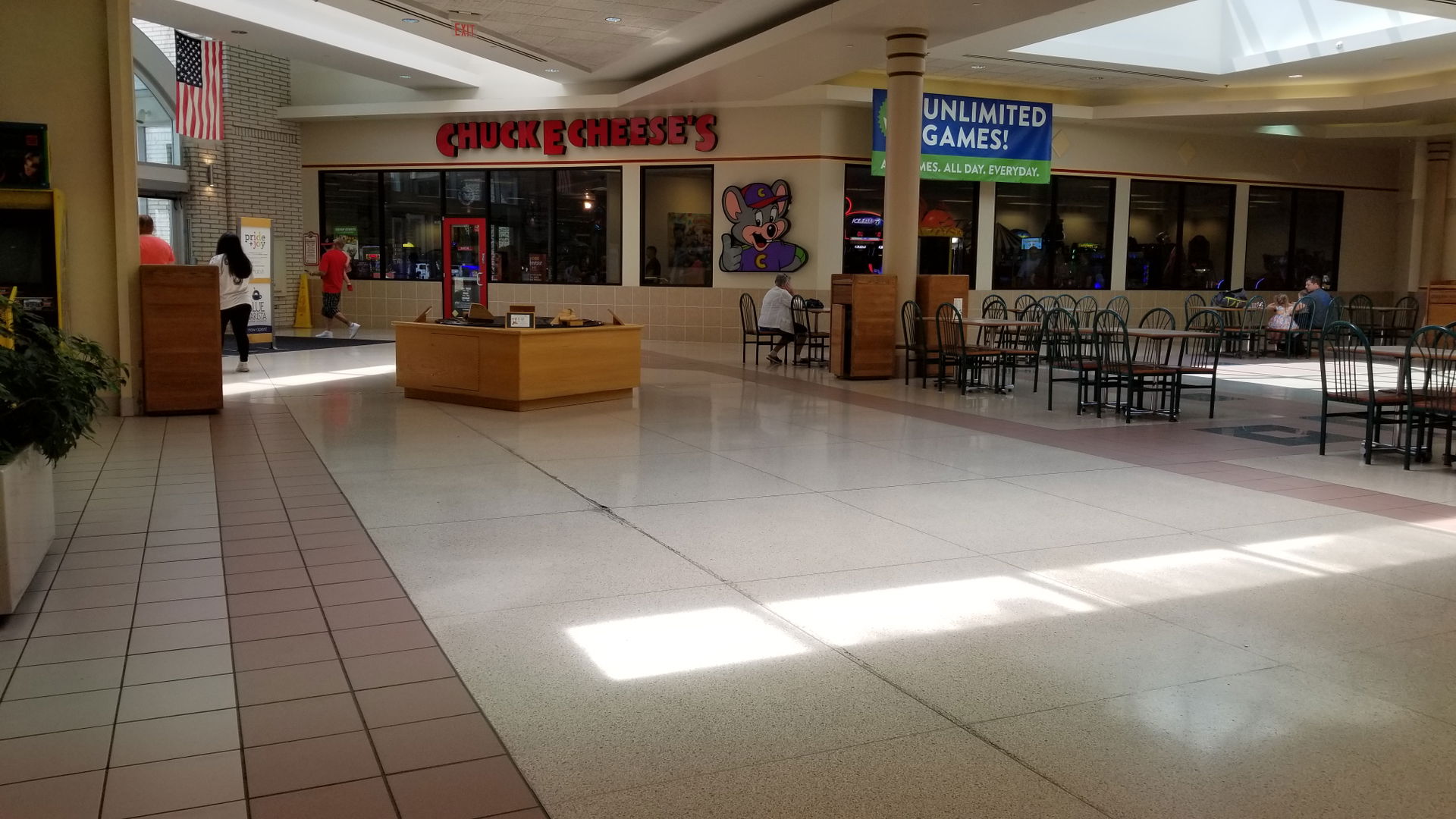 Chuck E Cheese - Richland Mall Mansfield, OH August 2018