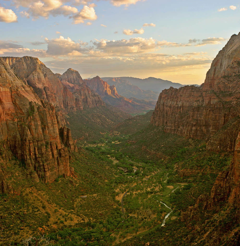 Zion Canyon at sunset in Zion National Park as seen from Angels…