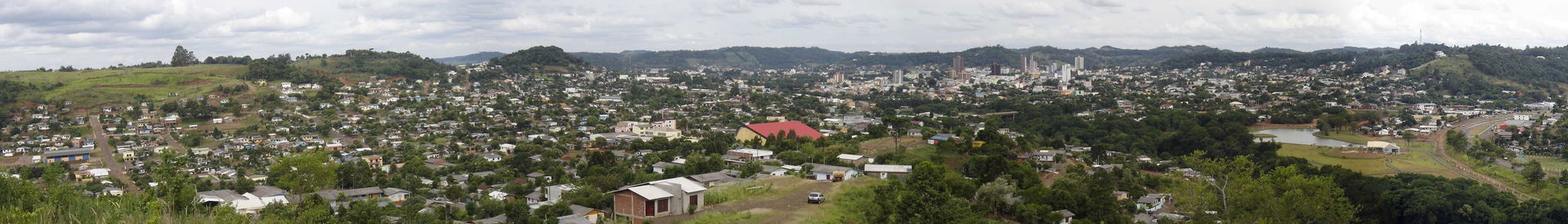 Wikivoyage banner for Iguacu Valleys. Cropped from this PD-lice…
