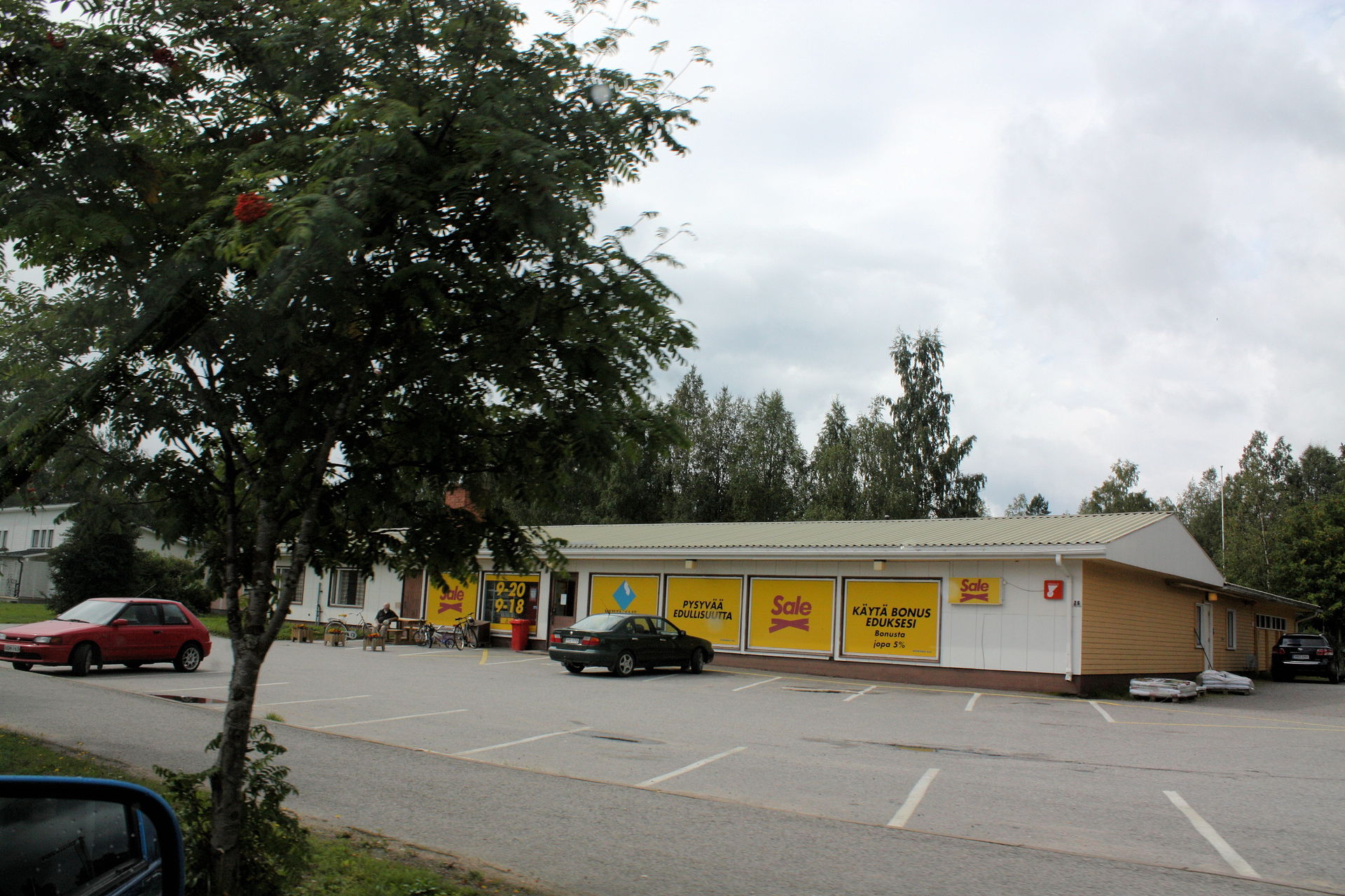 The shop Sale in Pylkönmäki, Saarijärvi, Finland