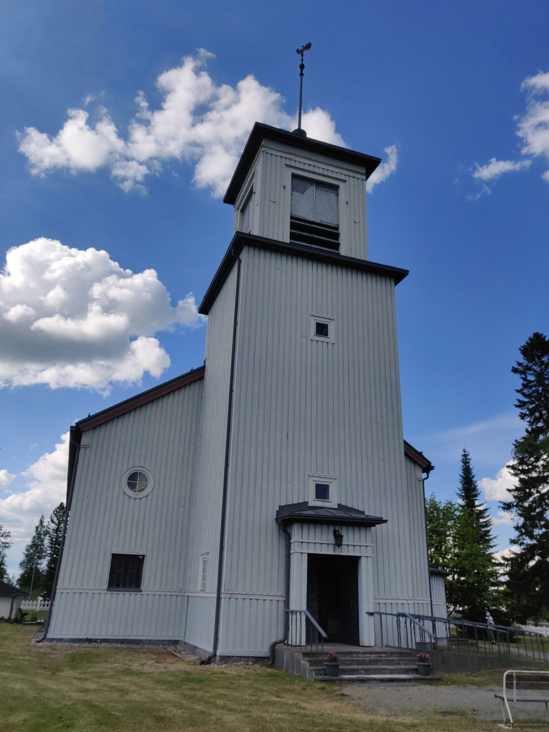 Pylkönmäki Church on Regional road 636