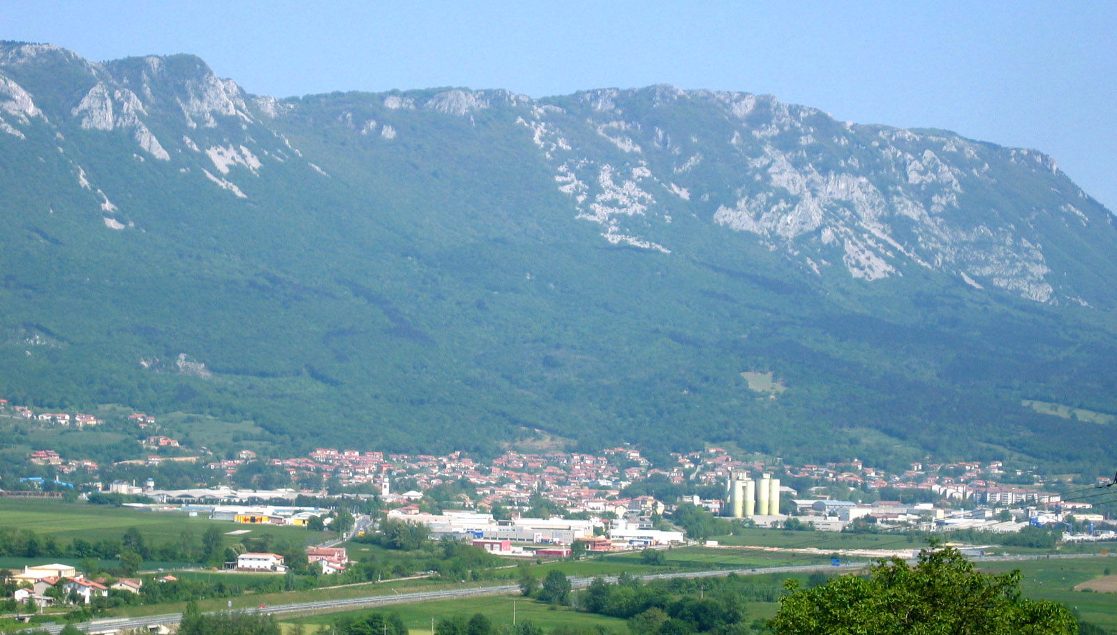 Ajdovščina, town in Slovenia