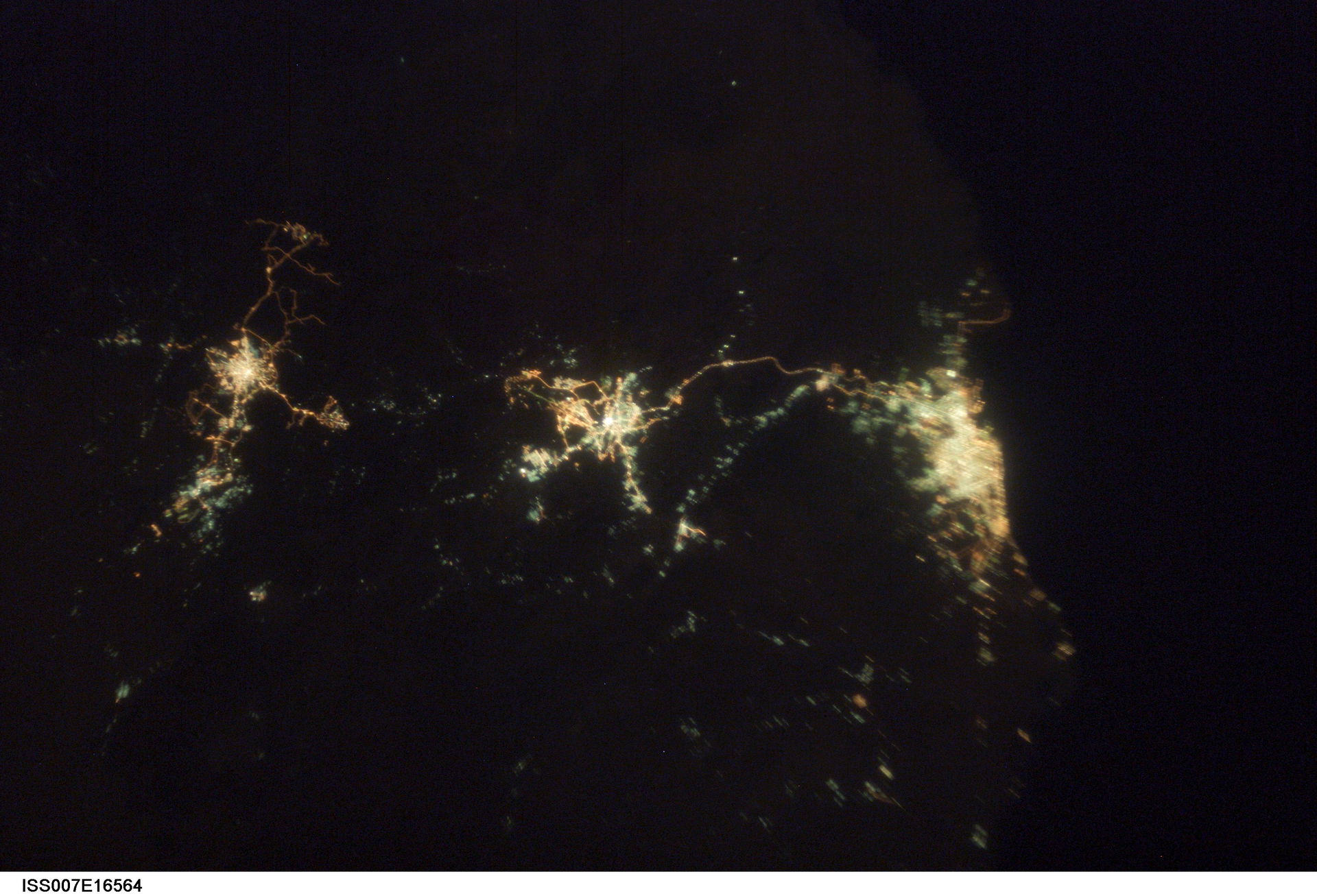 View of Saudi Arabia taken during ISS Expedition 7.