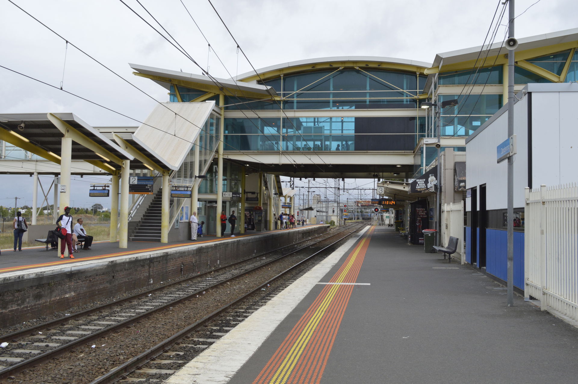 View from platform 3 looking in the Flinders Street direction.
