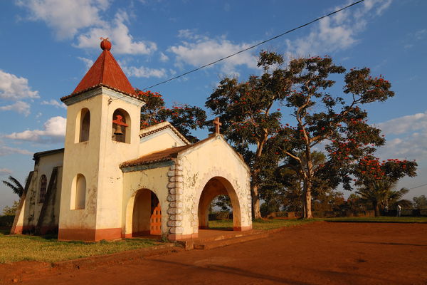 Gurúè