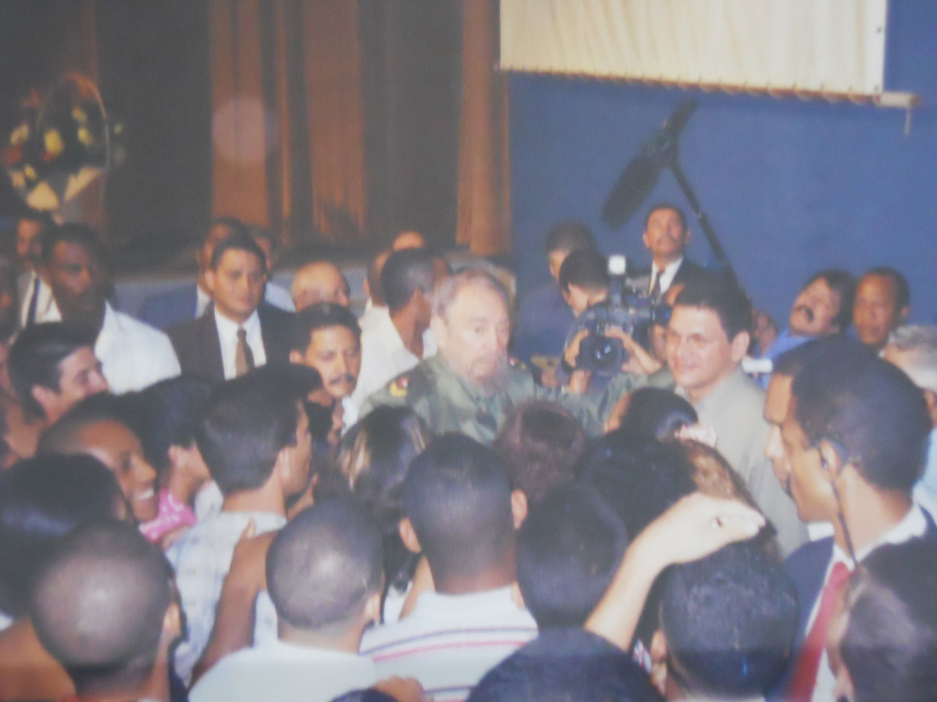 Foto tomada en un teatro de La Habana, entre 2002 y 2004
