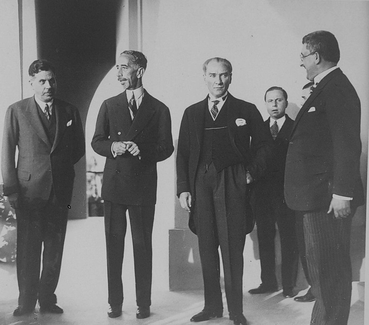Mustafa Kemal Atatürk, Irak Kralı Faysal ve Kâzım Özalp 1931'de…