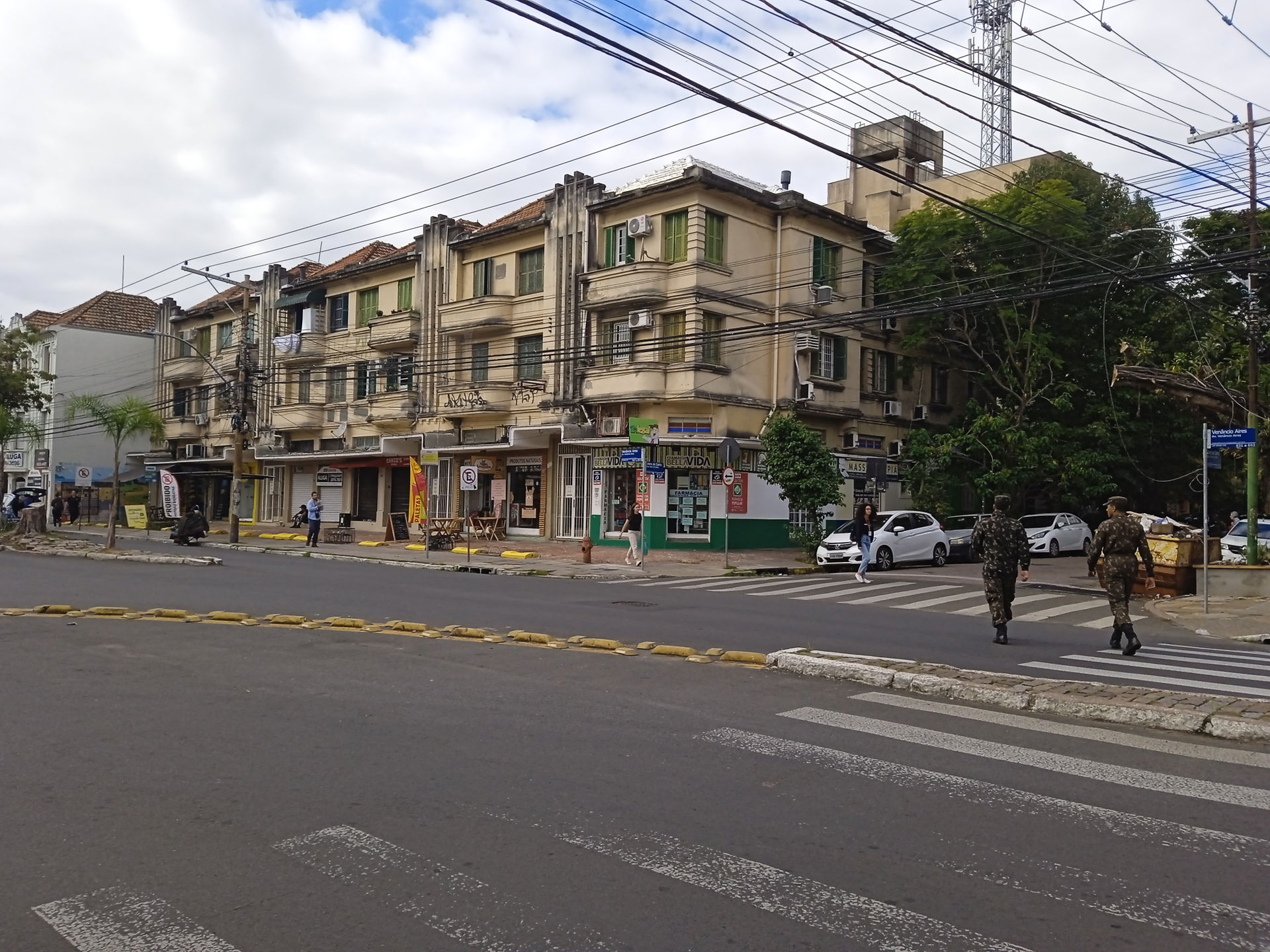 Avenida Venâncio Aires, 853 (Porto Alegre, Brasil)