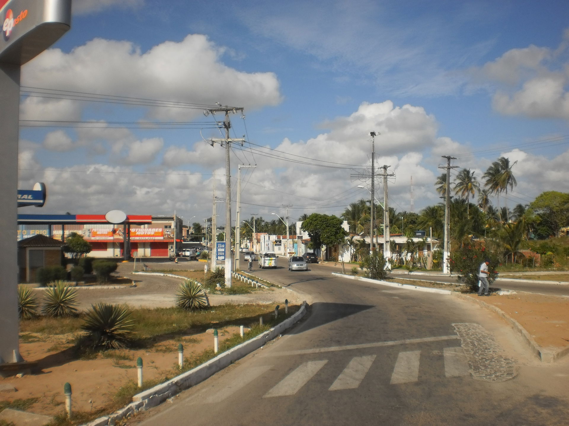Avenida Jundiaí no cruzamento com a BR-304, na entrada de Macaí…