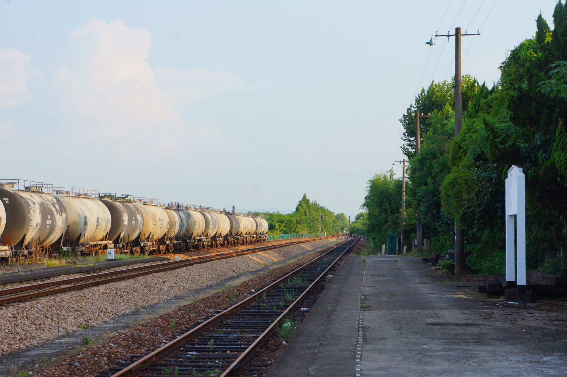 201608 Tracks at Shilai Station Xinggongtang Direction
