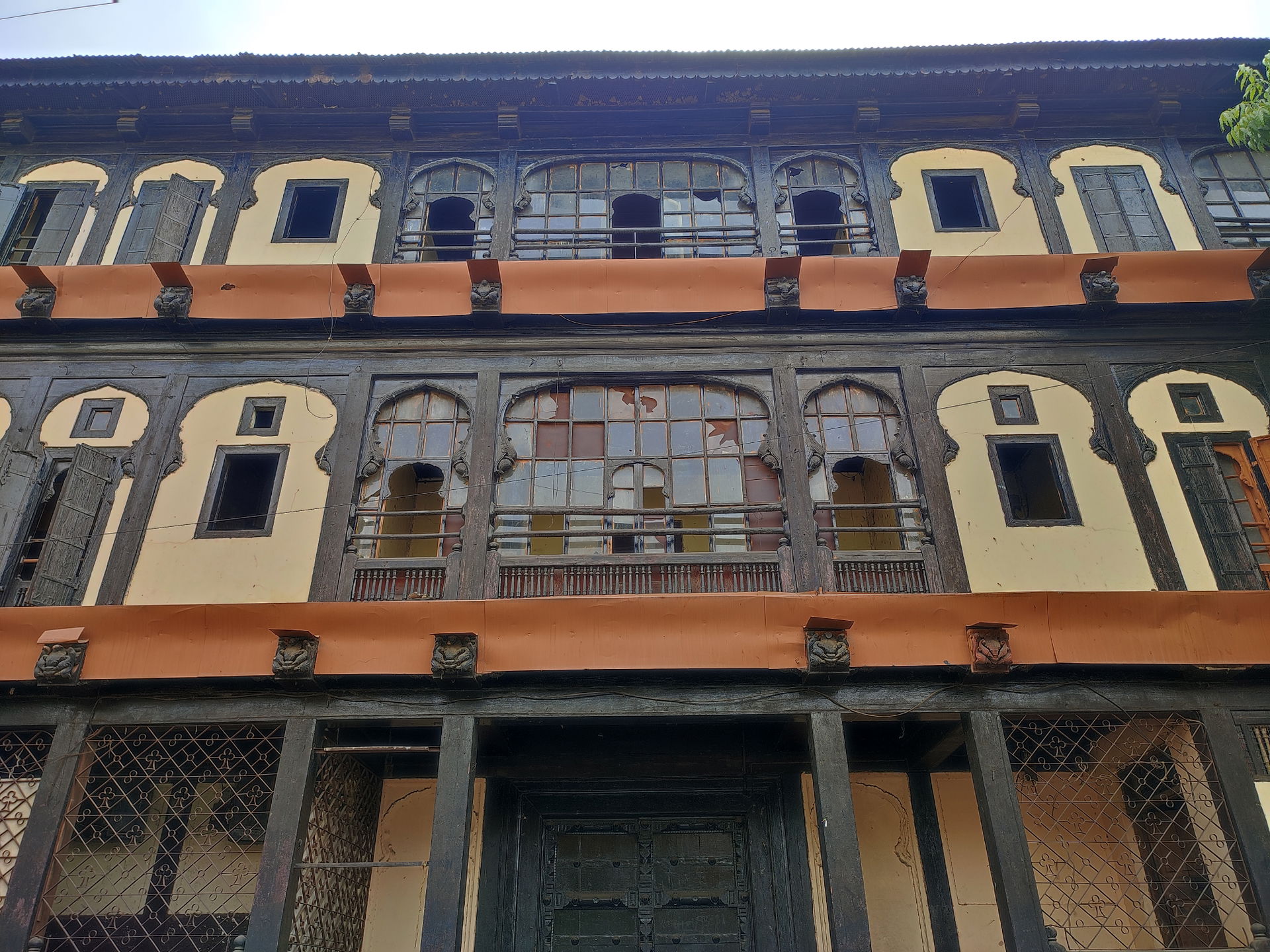 New Rajwada, Satara