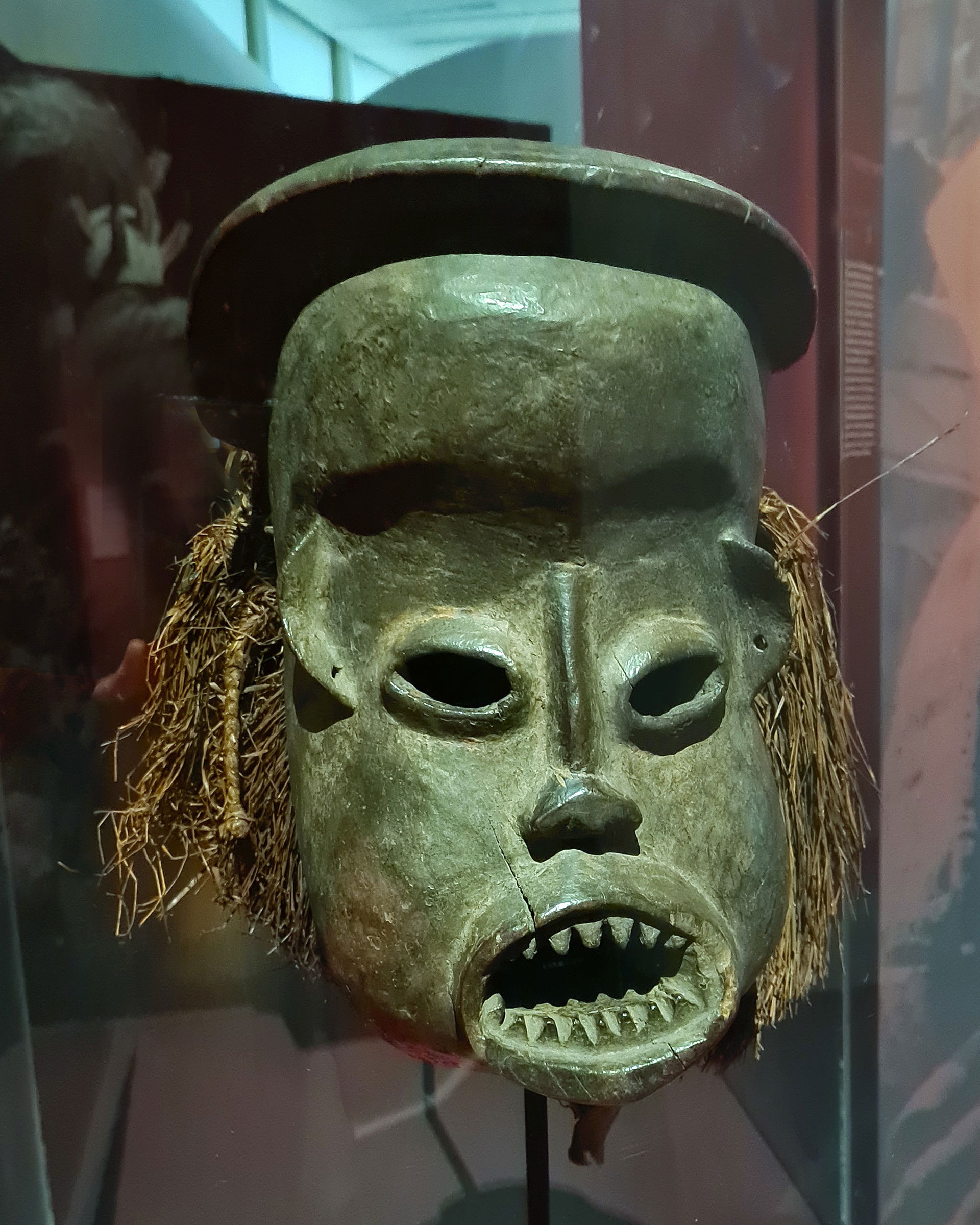 Masque Bamiléké de la société secrète Mandjong
Bangangté, Régio…