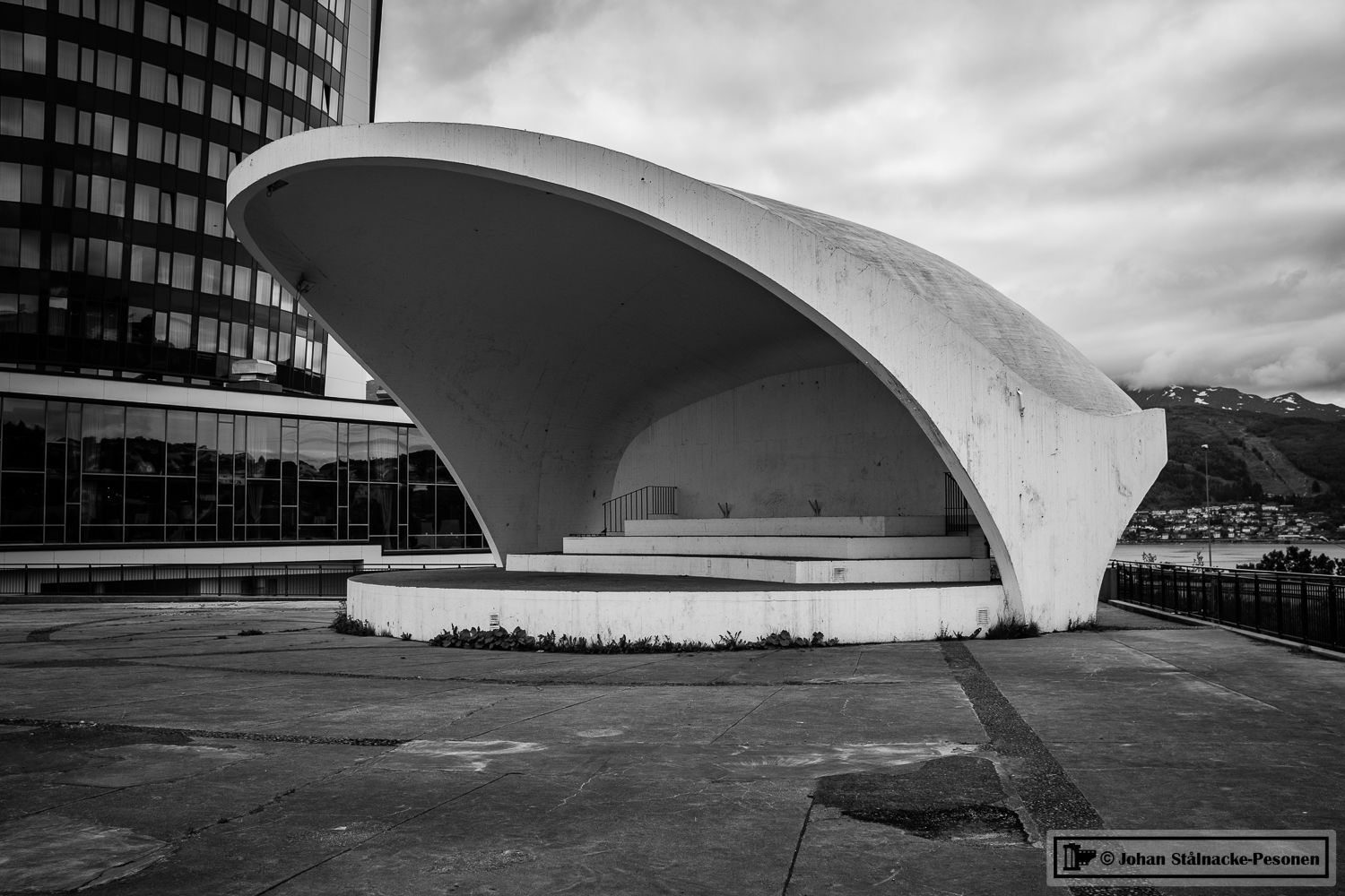 Black and White photo from Narvik in 2019. Photo is from "Open …