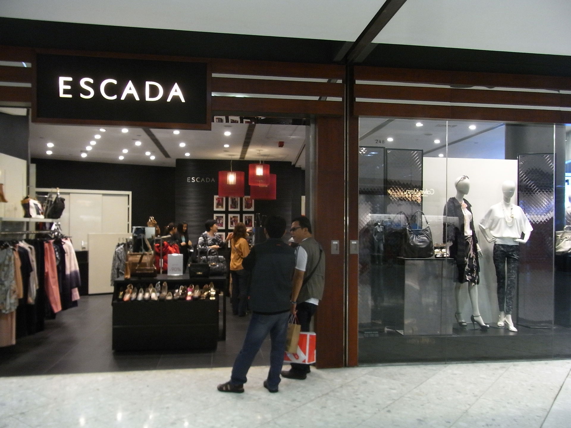Shop in CityGate Outlets, Tung Chung, Lantau Island, Islands Di…