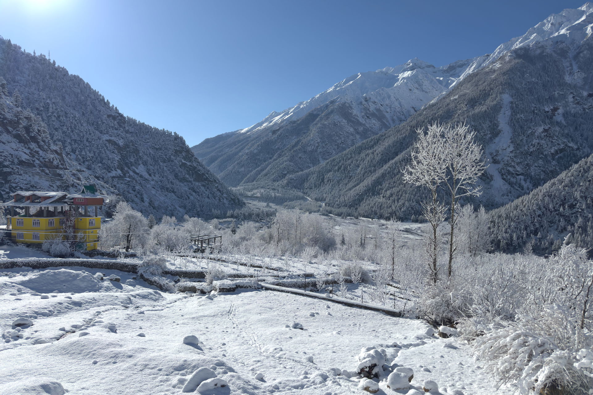 Baspa valley after snowfall, near Sangla, in the Kinnaur distri…