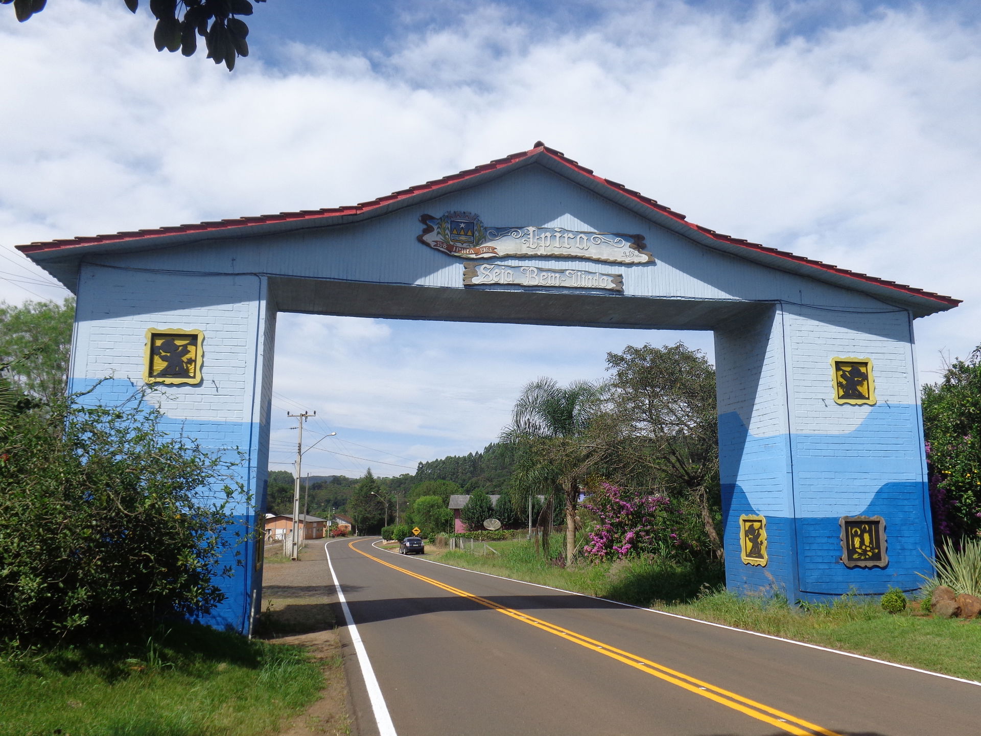 Portal de entrada/saída de Ipira
