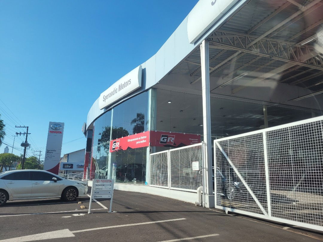 Front and vehicle access gate of Sperandio Motors, Toyota deale…
