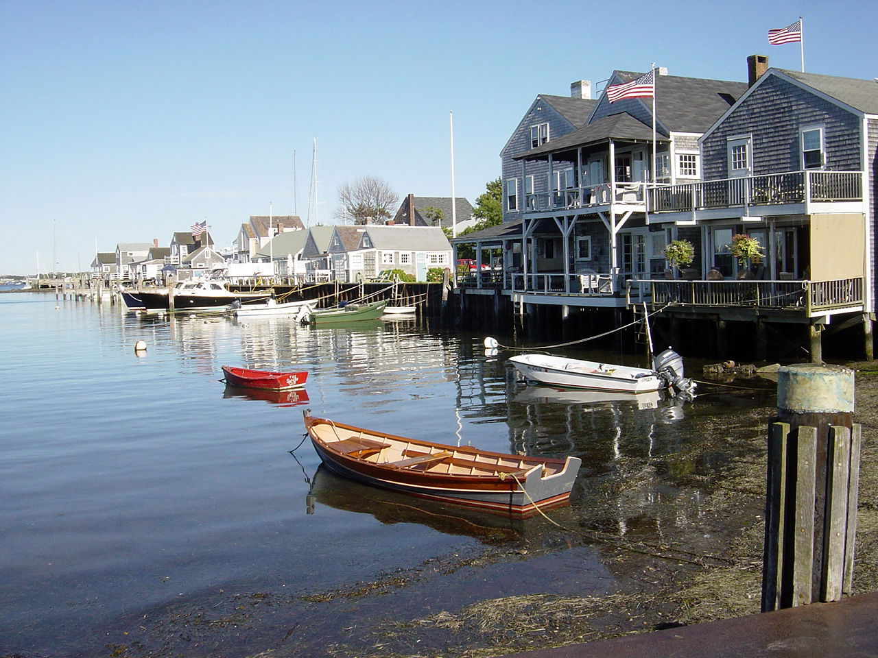 en:Nantucket, Massachusetts. Photo taken by Bobak Ha'Eri, Augu…