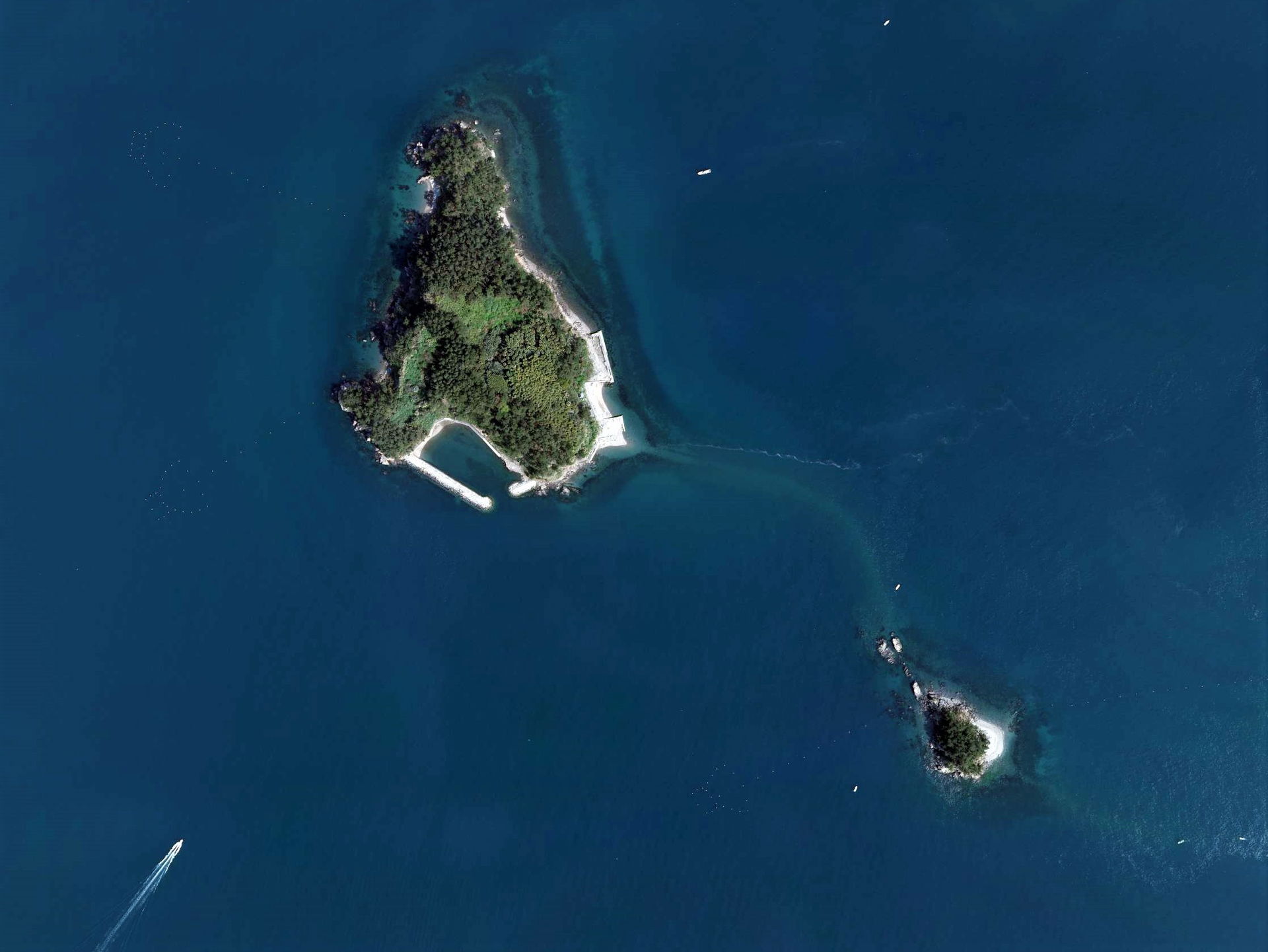 Matajima Island, Kan-onji Kagawa Aerial photograph.2009