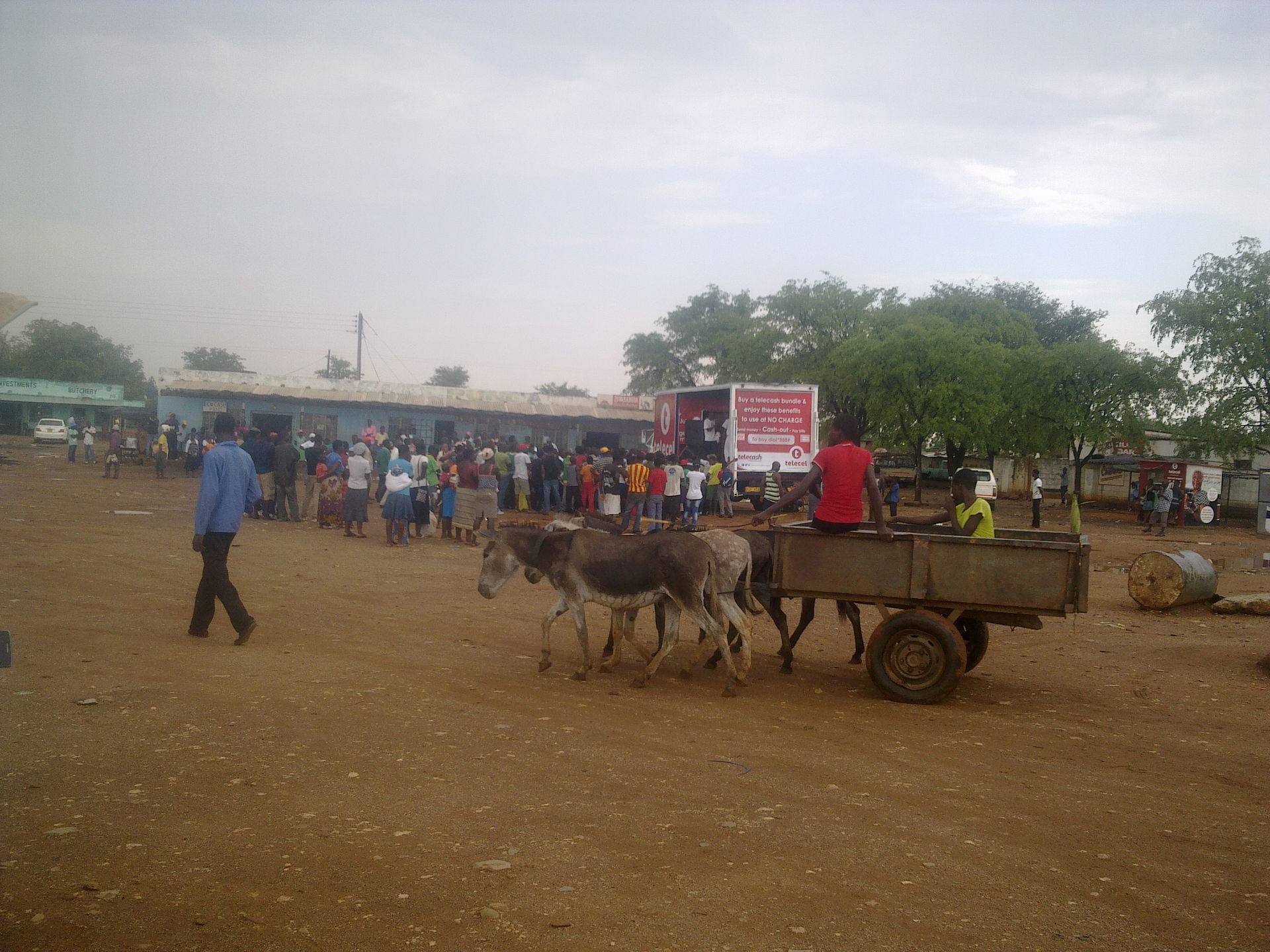 Columbina Rural Service Center, Zhombe