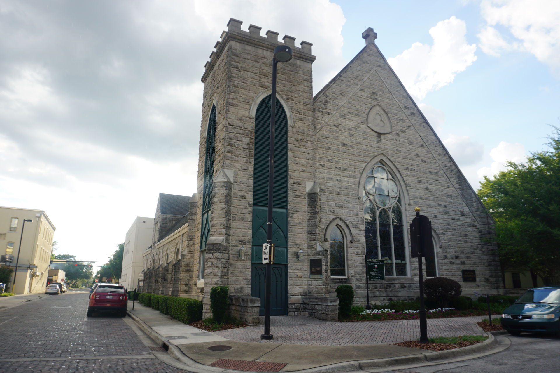 Gainesville FL - Holy Triniy Church
