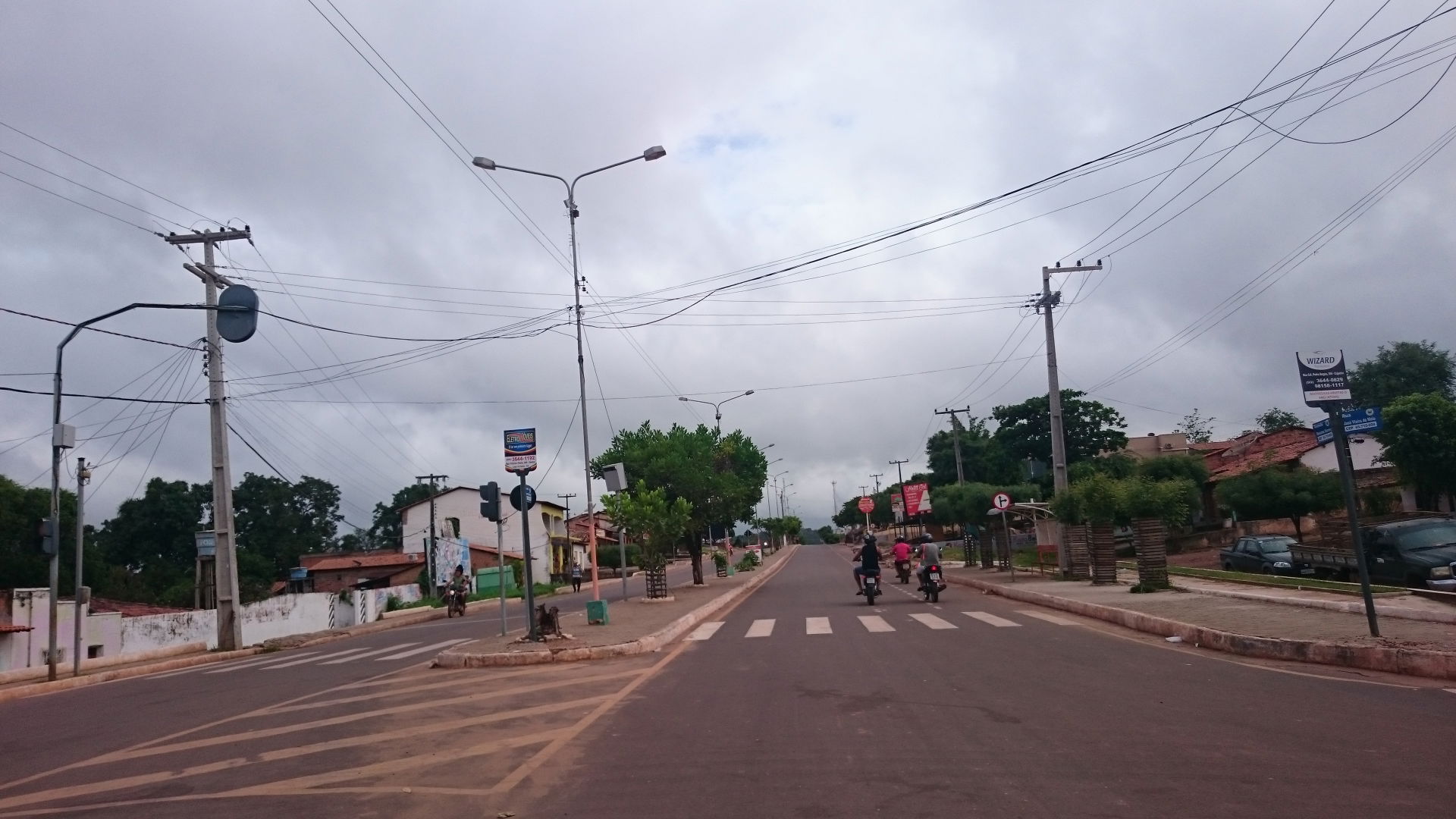 Av. Roseana Sarney, bairro Vila Rocha em Lago da Pedra - MA