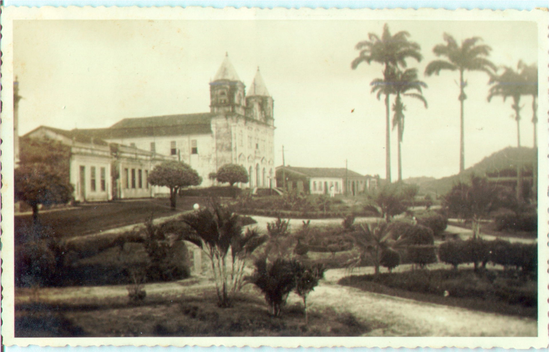 Praça central de Catu em 1950.