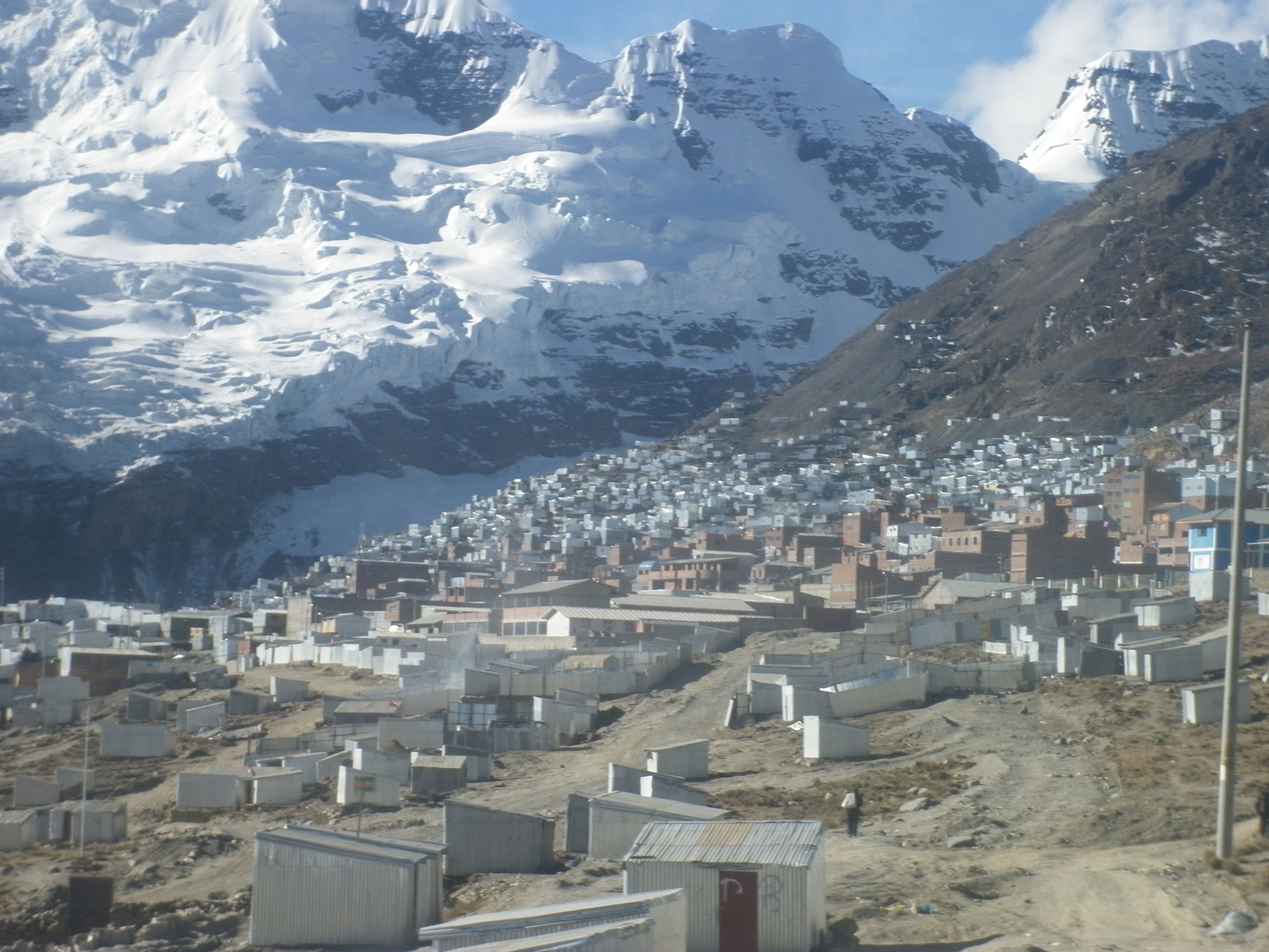 Pueblo de La Rinconada-Ananea, 5400 msnm.