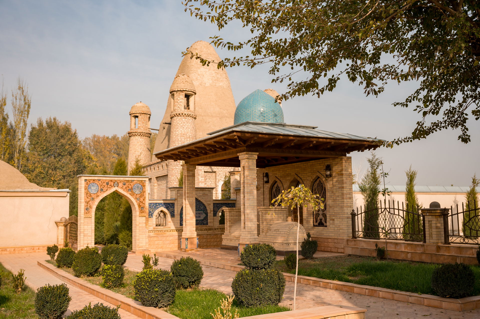 Mullo Ismatulloh tomb. Rishtan, Ferghana Region, Uzbekistan.