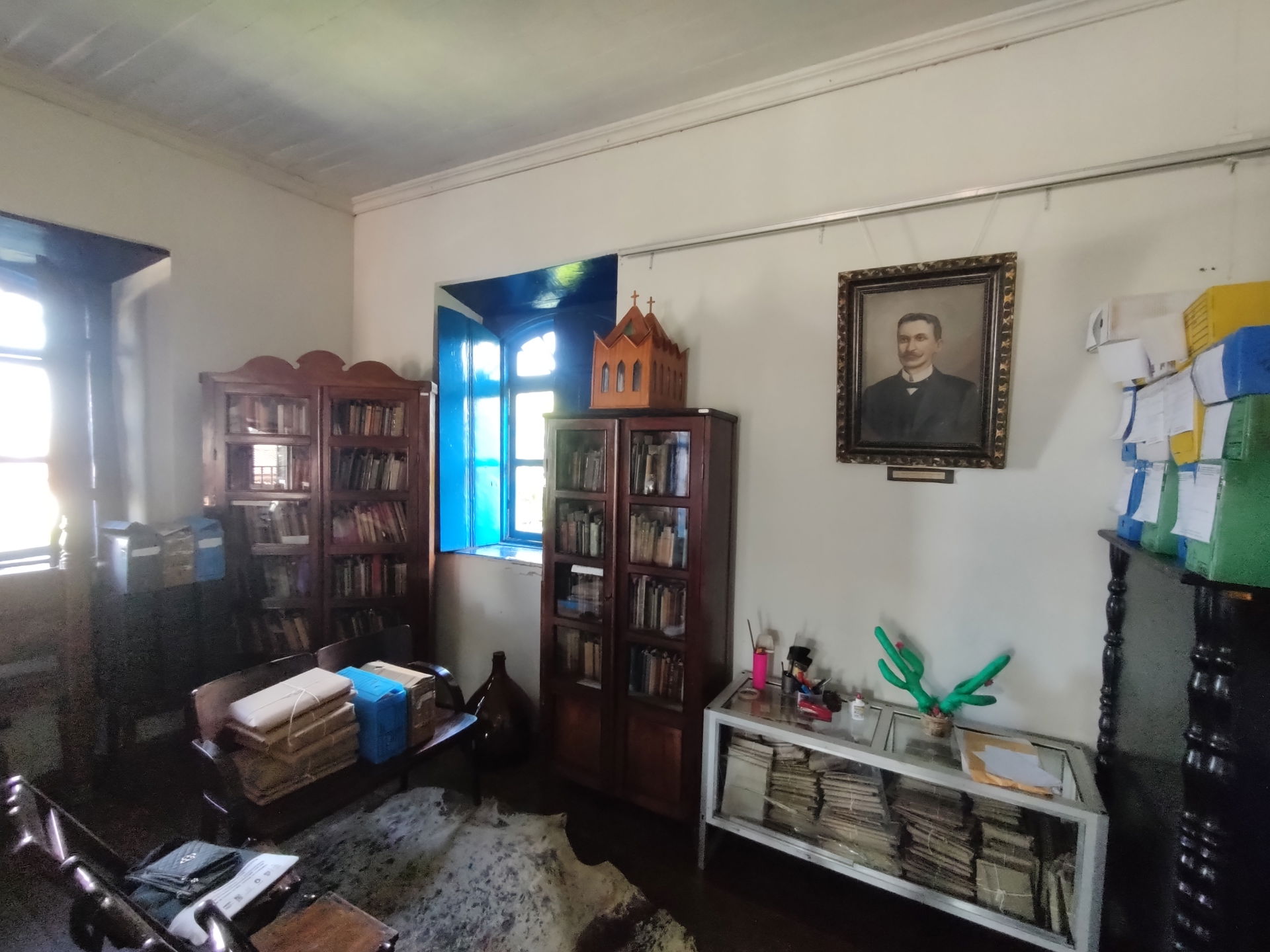 Interior do primeiro andar do APMC, antiga Casa da Câmara e Cad…