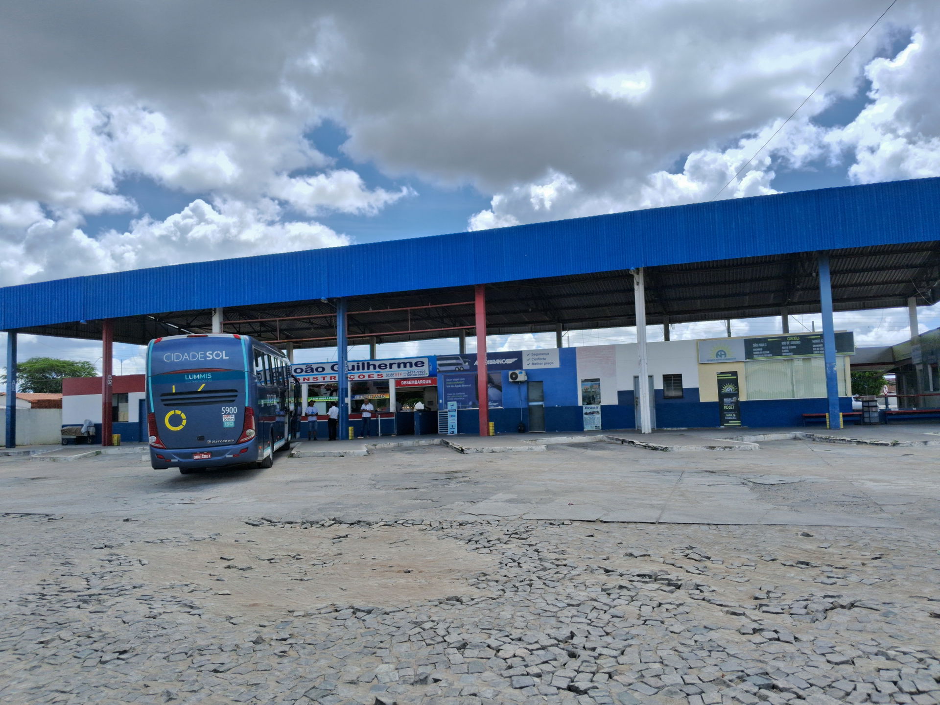 Terminal rodoviário de Poções, Bahia