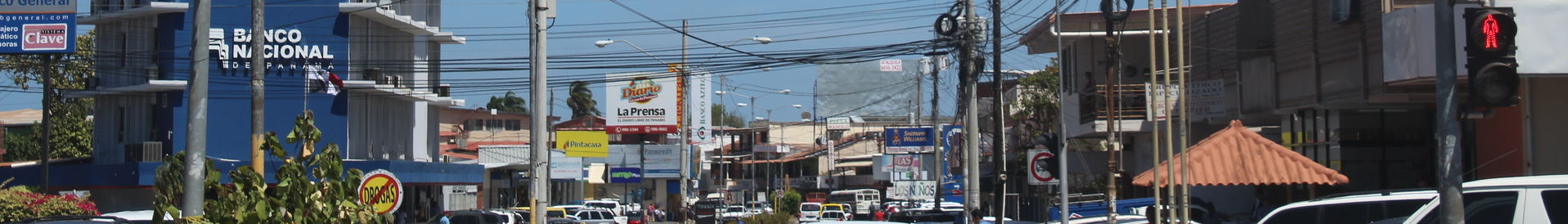 Vista la sede en Chitré del Banco Nacional de Panamá. Sobre la …