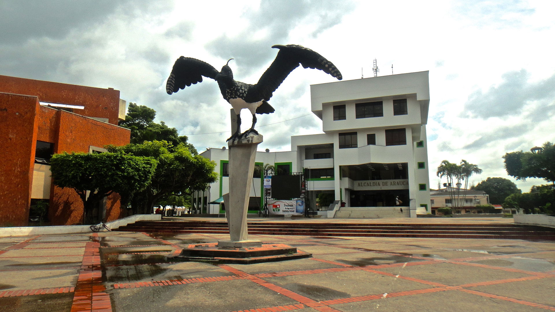This is a photo of a Colombian monument with location ID