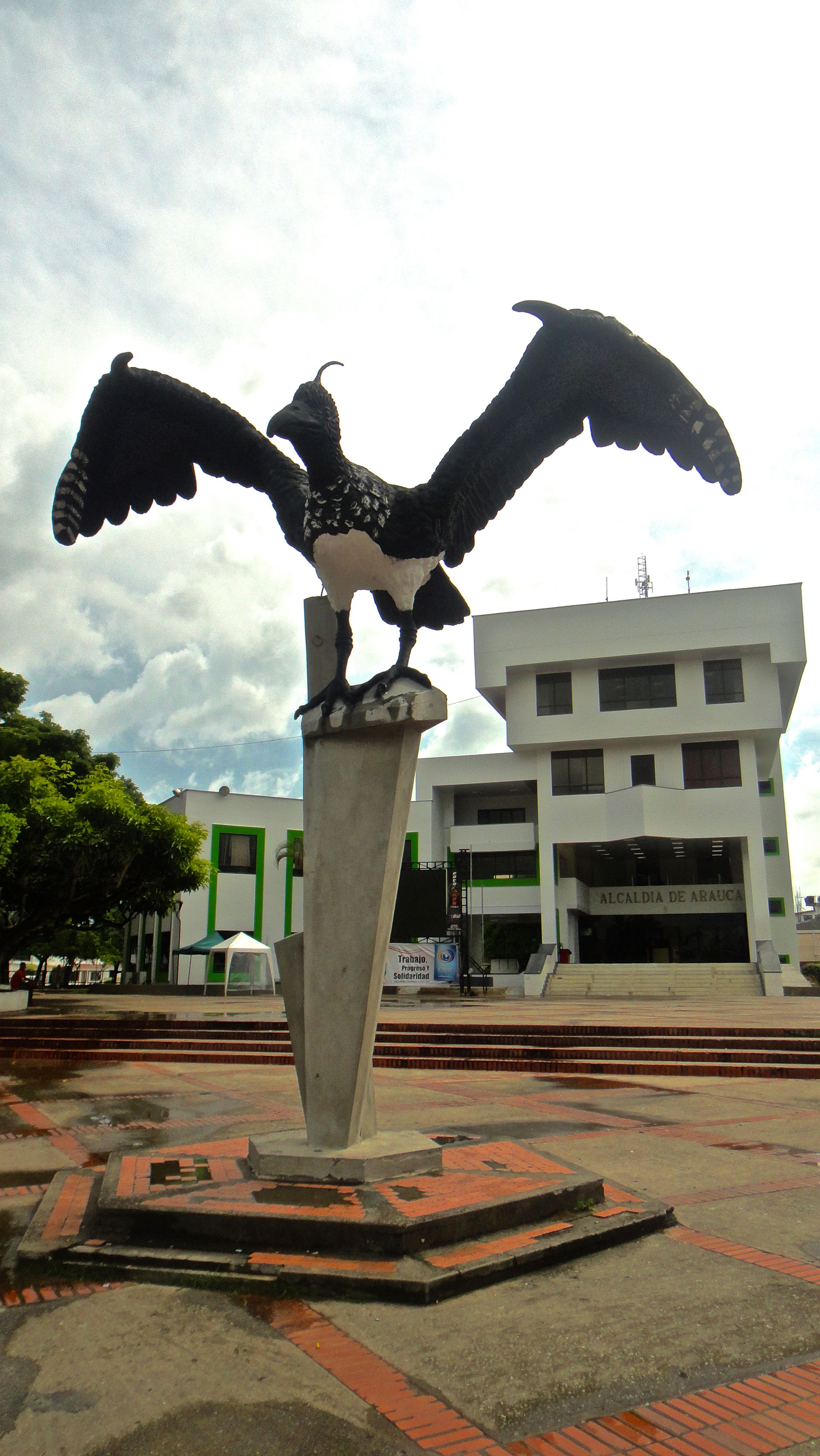 This is a photo of a Colombian monument with location ID