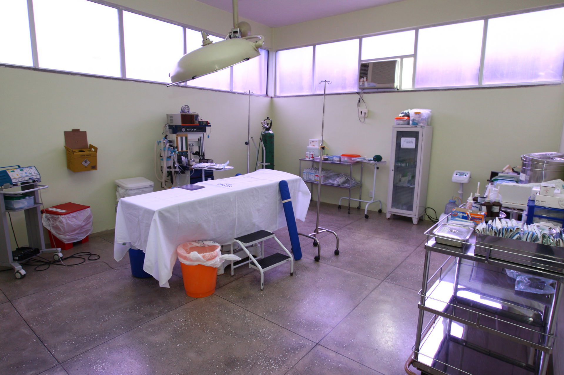 Governador Jaques Wagner inaugurou a reforma do hospital de Ipi…