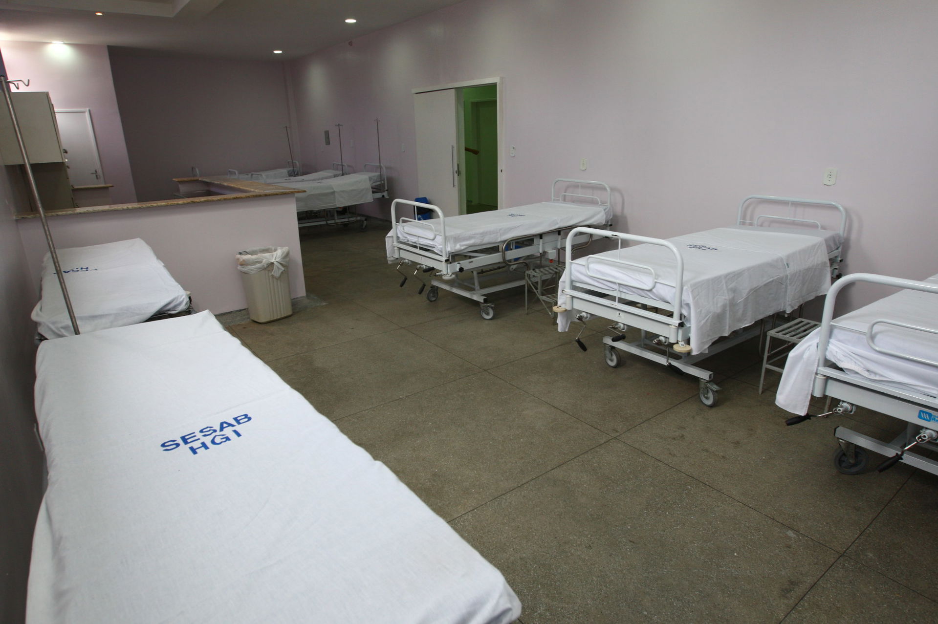 Governador Jaques Wagner inaugurou a reforma do hospital de Ipi…