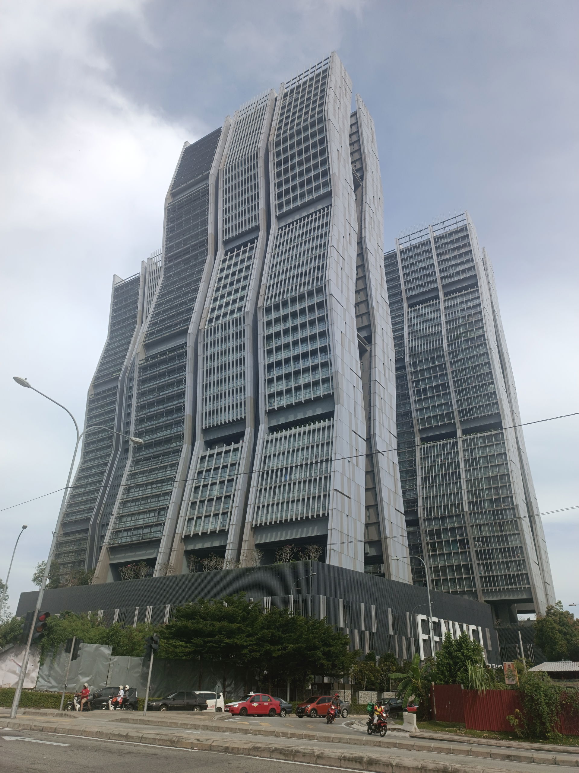 The Fennel, Sentul