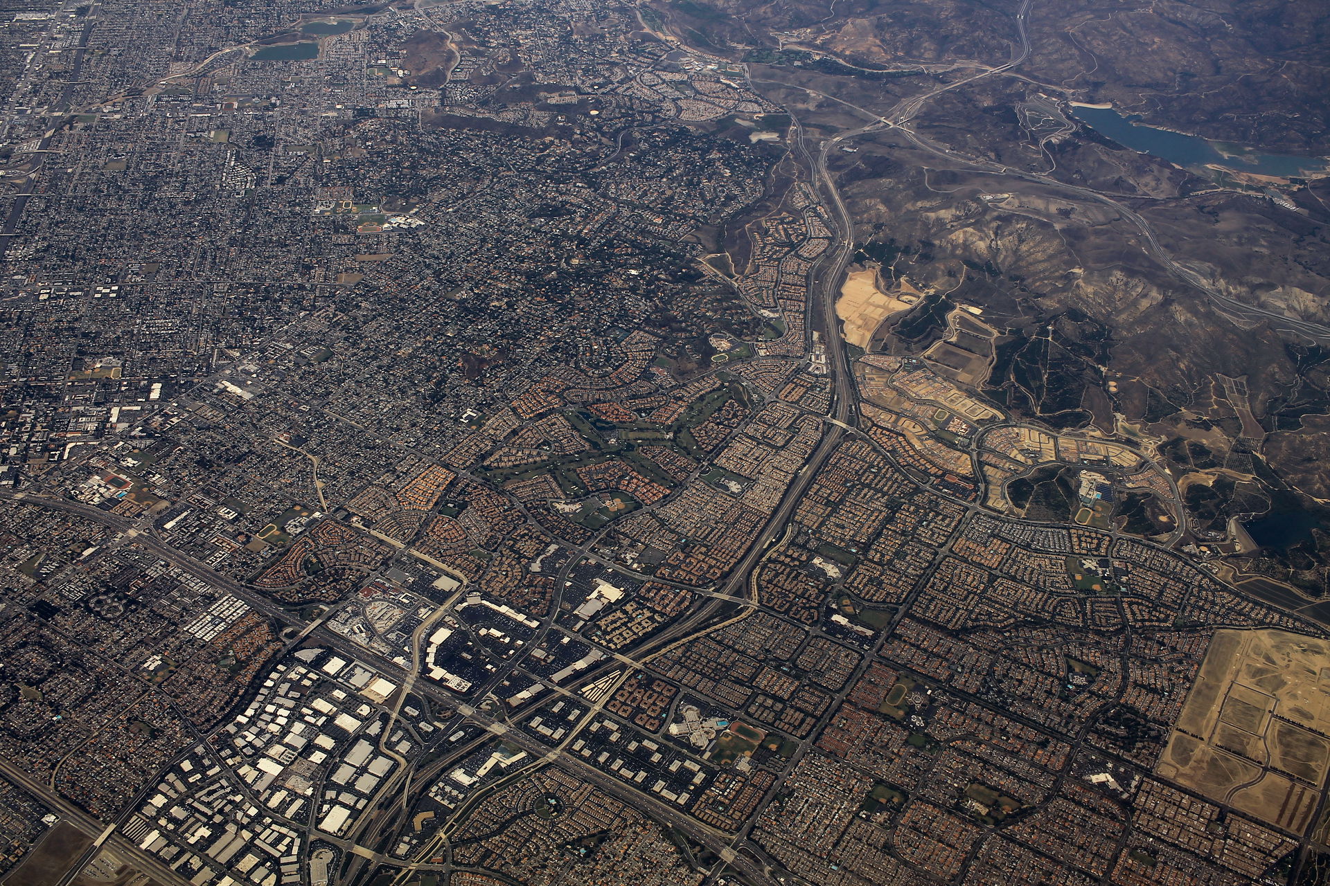 Tustin and Irvine California Aerial (49531442496).jpg