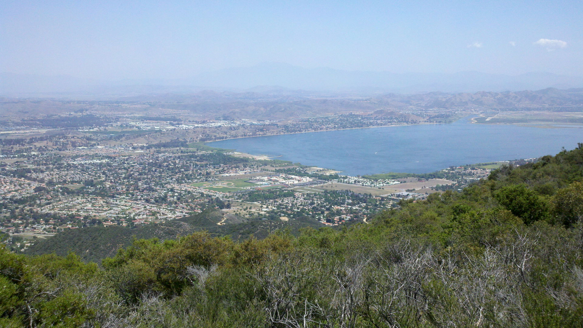 Lake Elsinore. CA