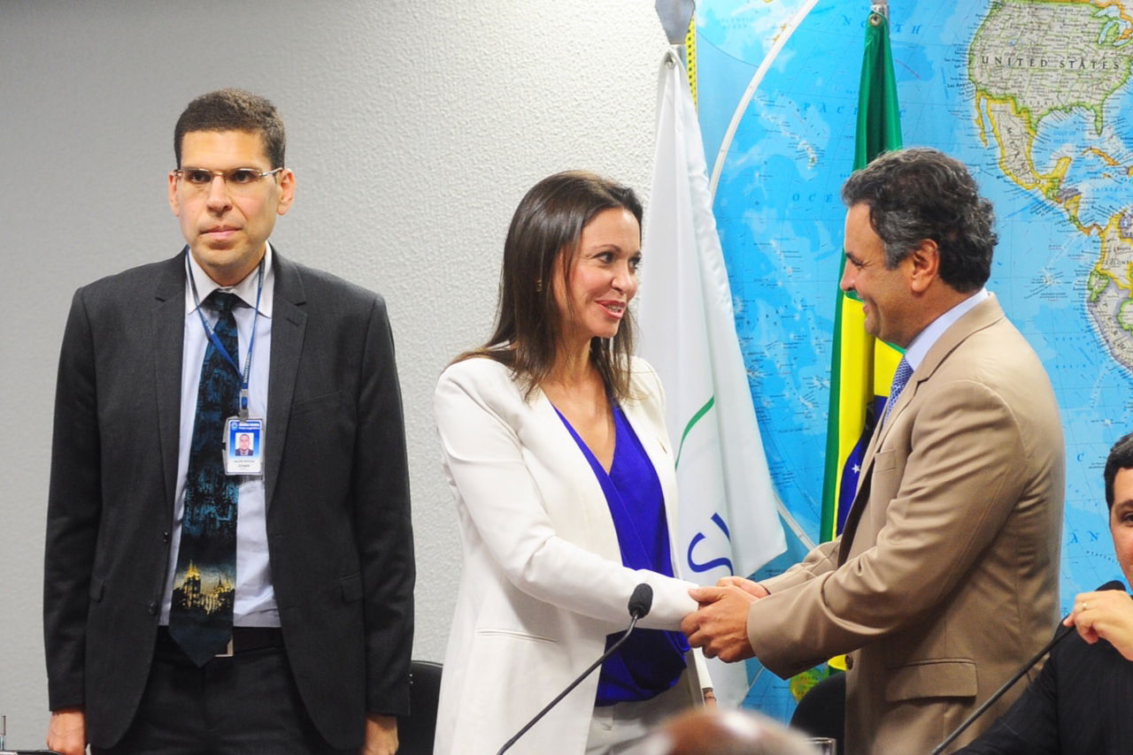 O senador Aécio Neves (PSDB-MG) prestou, hoje (02/04), solidari…
