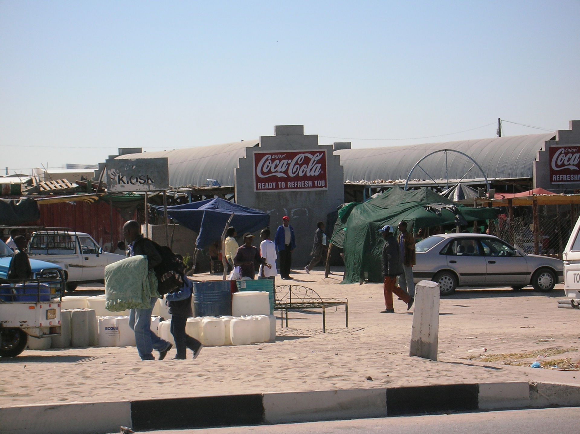 Photo of a street market in Oshakati, Namibia.