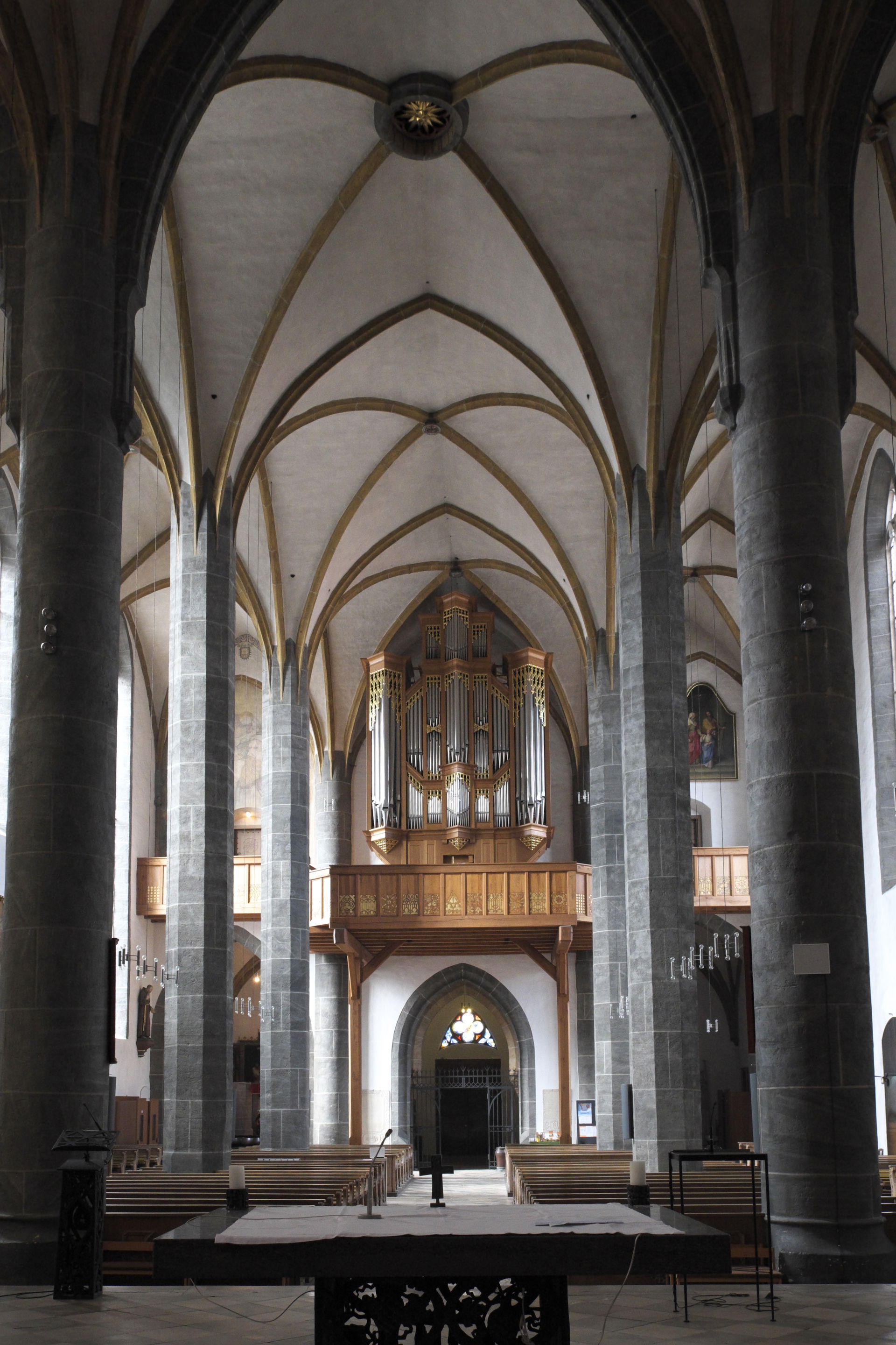 Katholische Stadtpfarrkirche St. Johannes in Neumarkt in der Ob…
