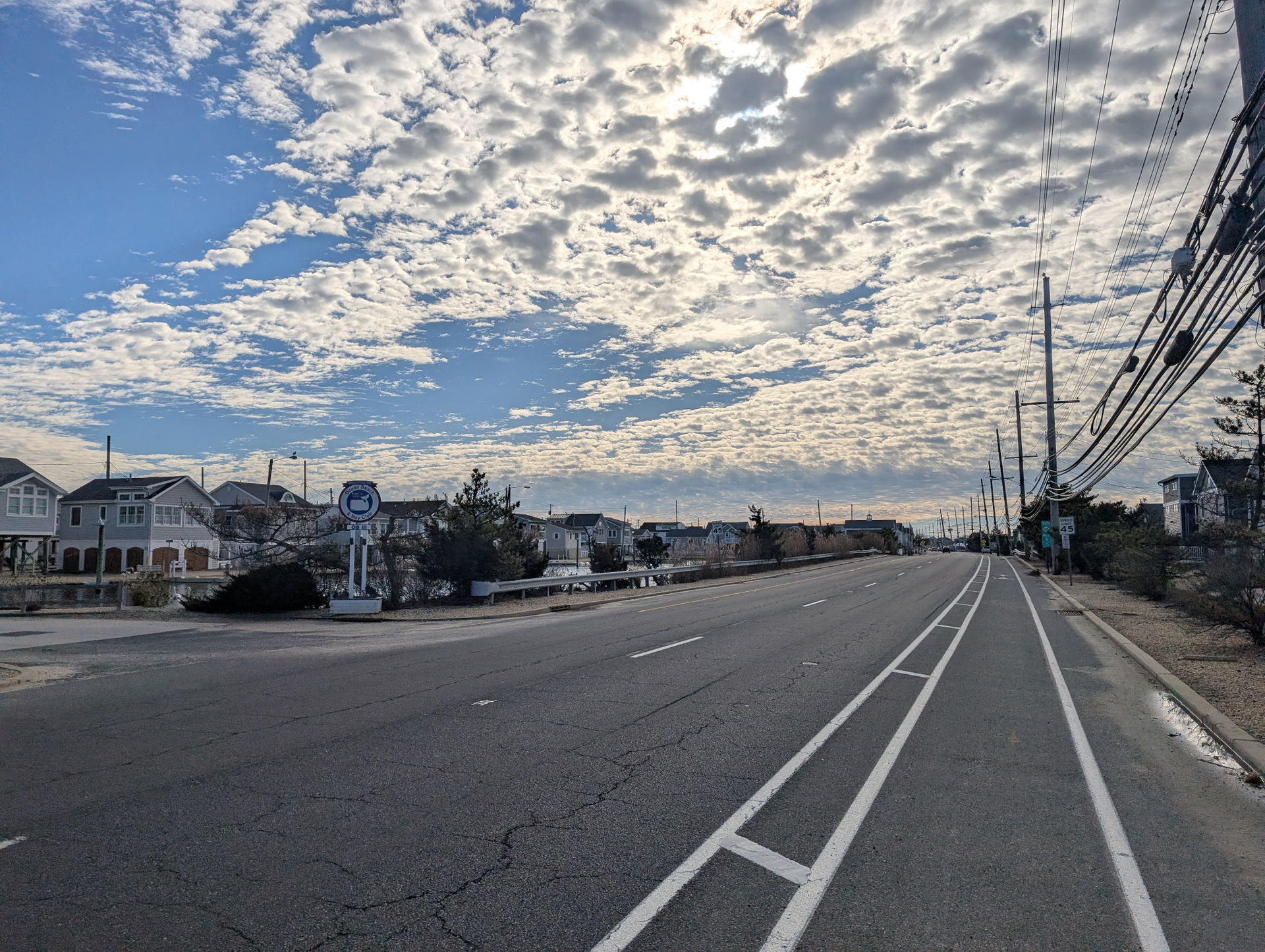 Photo of southbound New Jersey Route 35 (West Central Avenue) i…