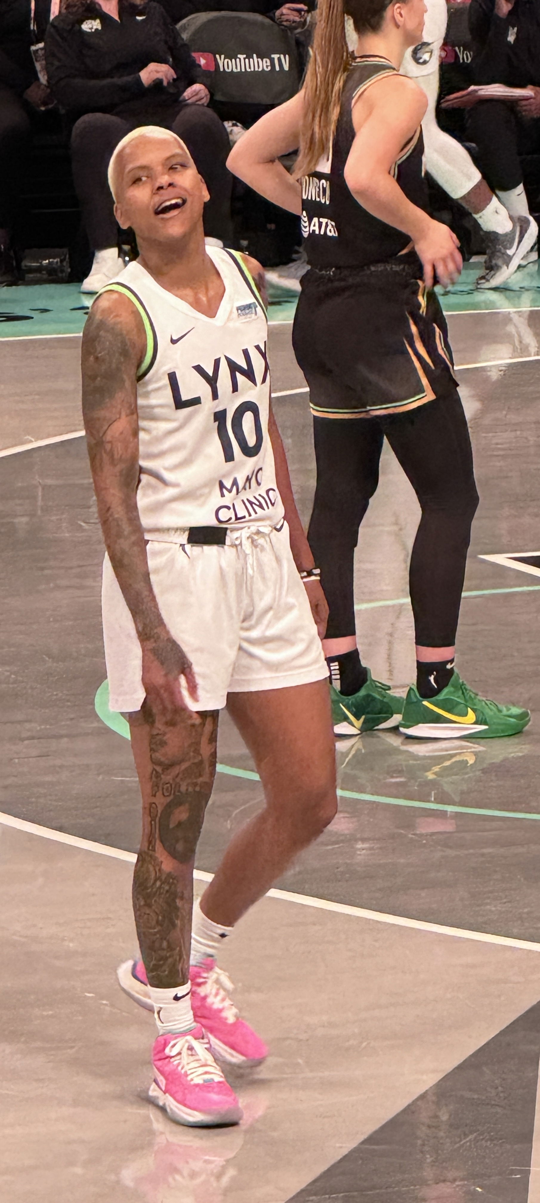 Courtney Williams playing for the Minnesota Lynx during the 202…