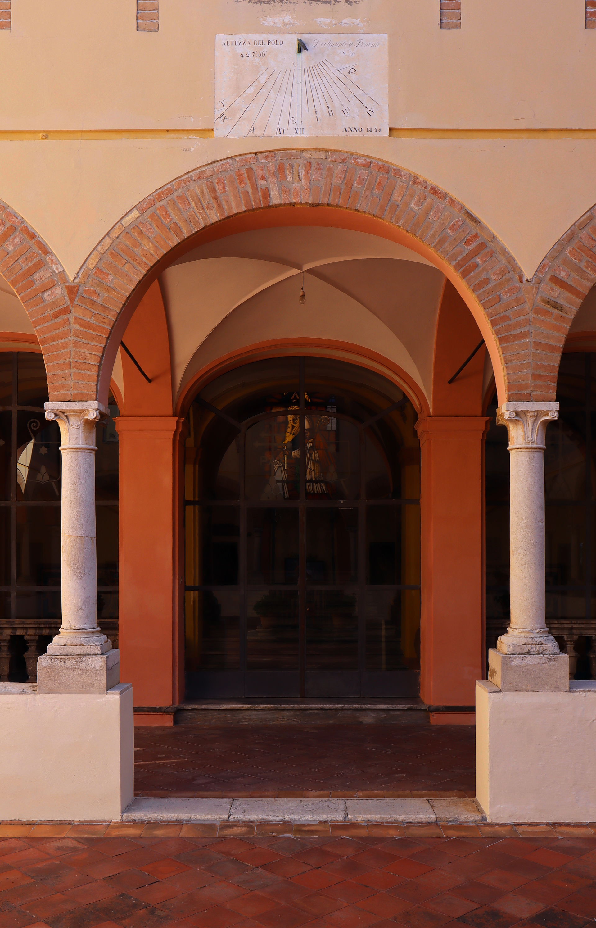 Details of the little cloister - Abbazia di Santa Maria del Mon…