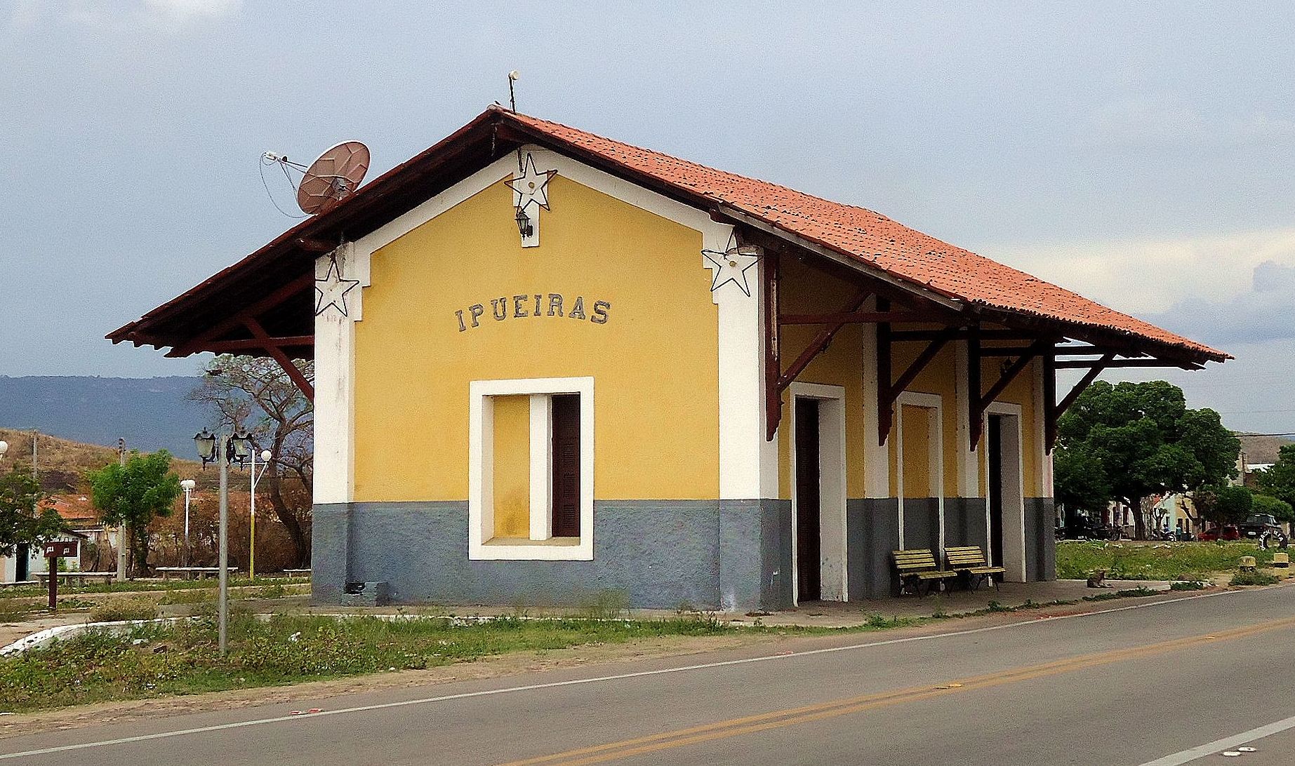 Bem ferroviário valorado/tombado pelo IPHAN na cidade de Ipueir…