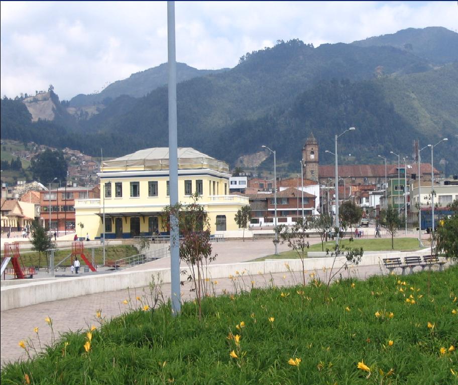 Estación de la Sabana en es:Zipaquirá, detrás se observa el cen…